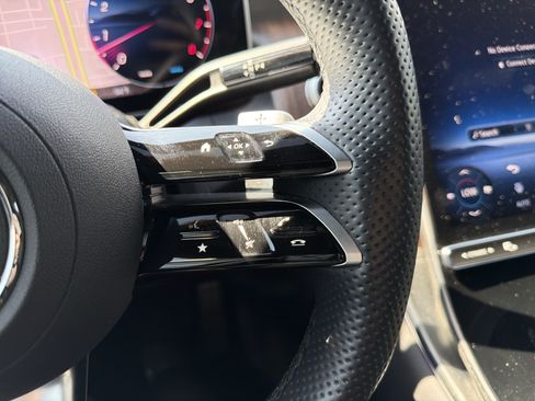 Certified 2025 Mercedes-Benz GLC 300 w/ AMG Line image 20