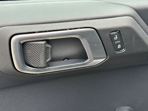 New 2025 Ford Bronco Badlands w/ Sasquatch Package image 11