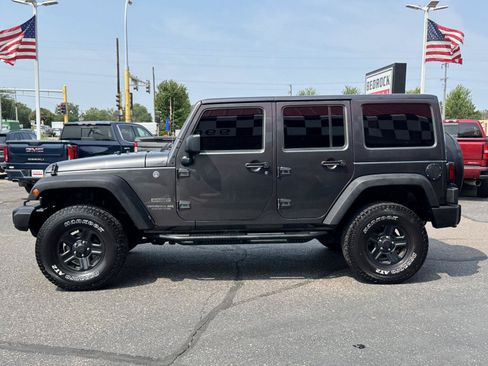 Used 2016 Jeep Wrangler Unlimited Sport AWD/4WD image 4