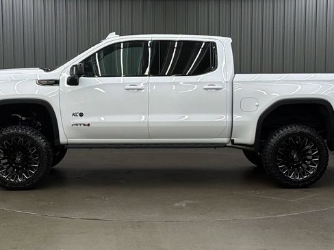 Used 2026 GMC Sierra 1500 AT4 w/ AT4 Premium Package AWD/4WD image 2