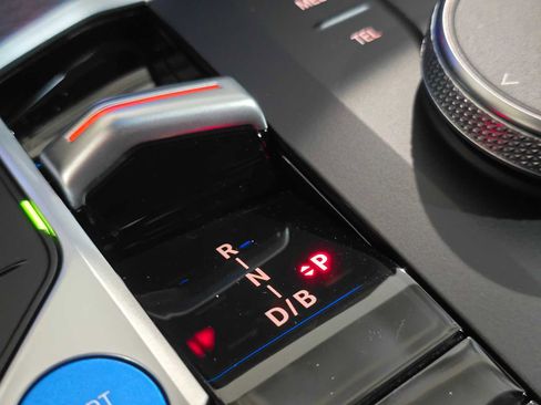 New 2026 BMW i4 eDrive40 w/ Premium Package image 40