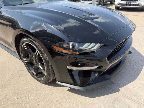 Used 2021 Ford Mustang GT Premium w/ Equipment Group 401A RWD image 28