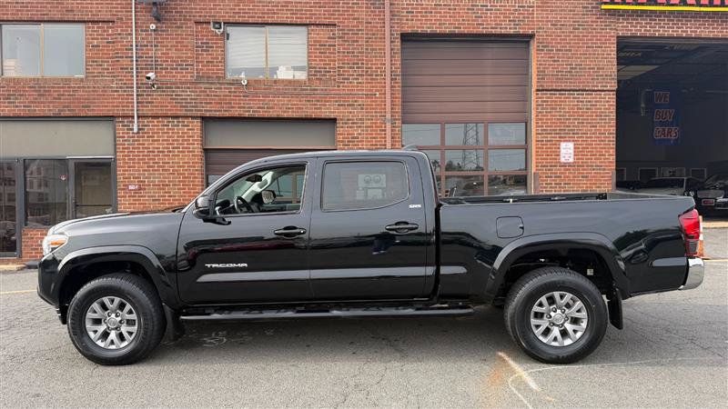Used 2019 Toyota Tacoma SR5 AWD/4WD image 16