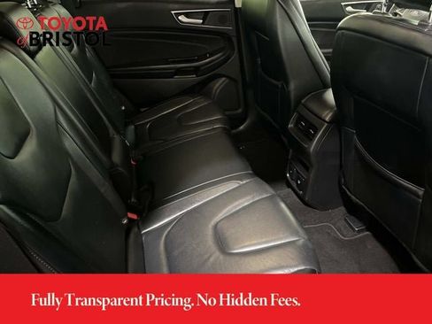 Used 2019 Ford Edge Titanium AWD/4WD image 20