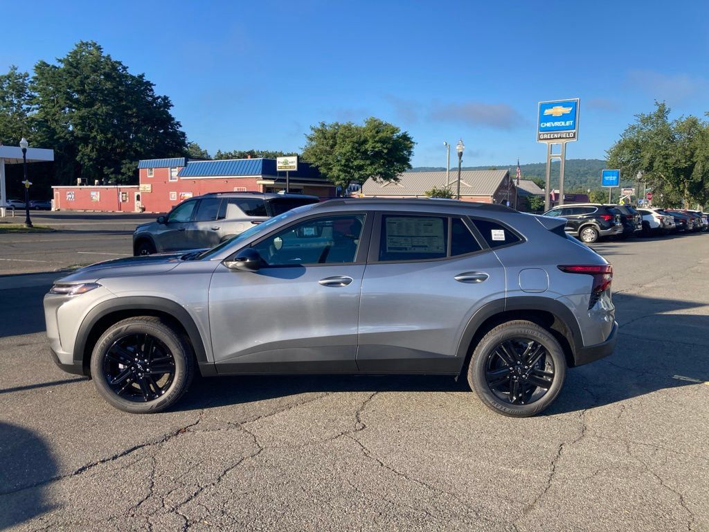 New 2026 Chevrolet Trax ACTIV w/ Sunroof Package FWD image 26