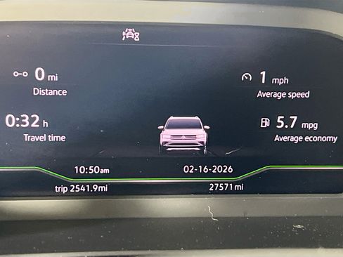 Used 2022 Volkswagen Tiguan SEL R-Line image 12