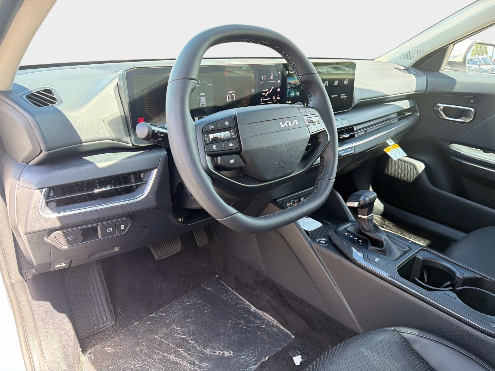 New 2026 Kia K4 EX FWD image 18