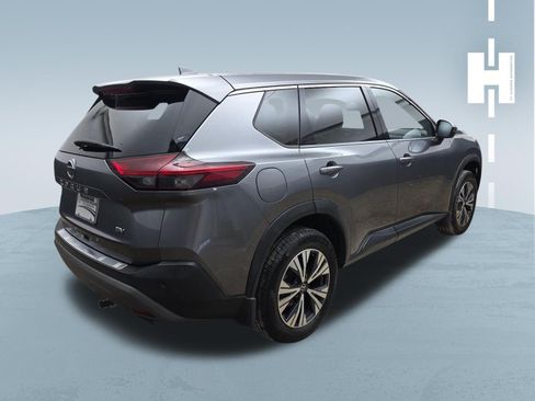 Used 2021 Nissan Rogue SV FWD image 4