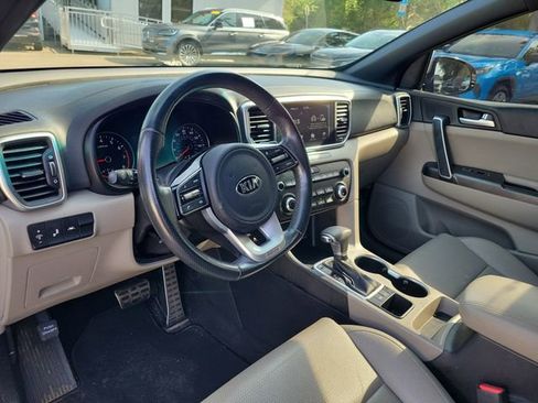 Used 2021 Kia Sportage S FWD image 12