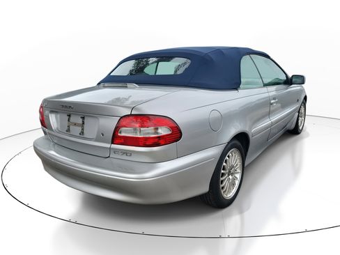 Used 2003 Volvo C70 LT image 9