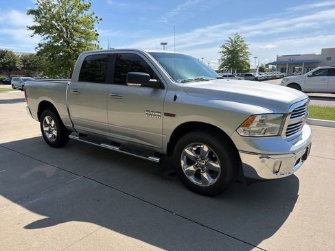 Used 2017 RAM 1500 Big Horn AWD/4WD image 7