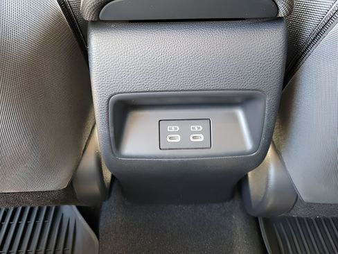 Certified 2025 Toyota Corolla LE FWD image 15