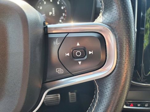 Used 2021 Volvo XC40 T5 R-Design AWD/4WD image 20