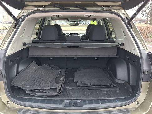 Used 2024 Subaru Forester Premium image 29