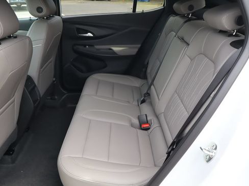 New 2026 Buick Envista Preferred FWD image 18