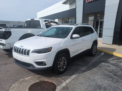 Used 2020 Jeep Cherokee Latitude Lux w/ Comfort/Convenience Group AWD/4WD image 1