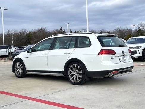 Used 2019 Volkswagen Golf Alltrack SEL image 4