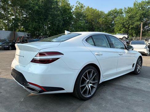 Used 2026 Genesis G70 2.5T Prestige RWD image 4