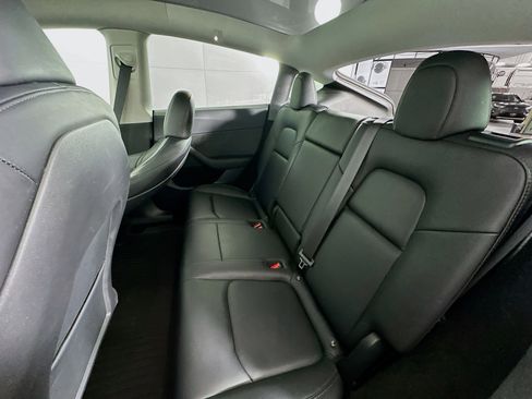 Used 2023 Tesla Model Y Long Range image 25