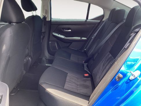 Used 2025 Nissan Sentra SR FWD image 27