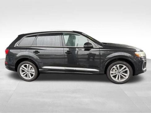 Used 2025 Audi Q7 3.0T Premium Plus AWD/4WD image 14
