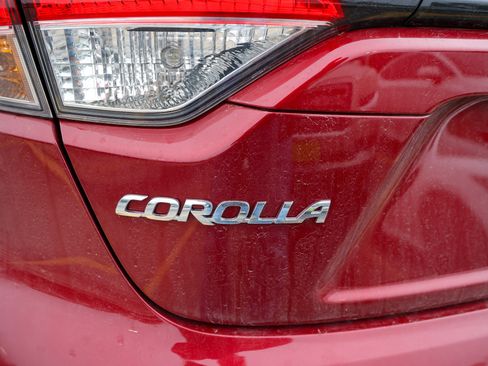 Used 2026 Toyota Corolla LE FWD image 11