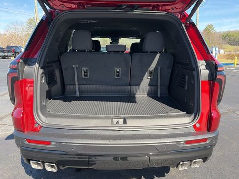 New 2026 Chevrolet Traverse LT w/ Midnight/Sport Edition image 24