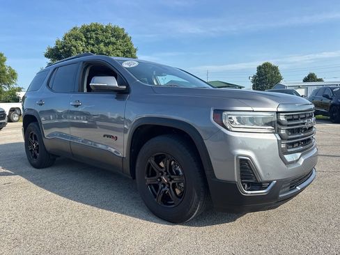 Used 2021 GMC Acadia AT4 w/ Technology Package AWD/4WD image 9