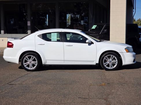Used 2011 Dodge Avenger Heat image 5
