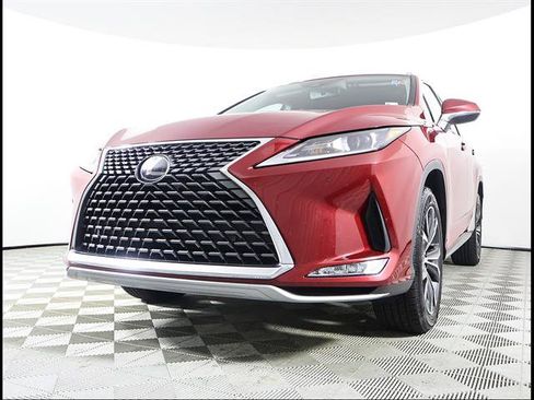 Certified 2022 Lexus RX 350 FWD w/ Premium Package image 2