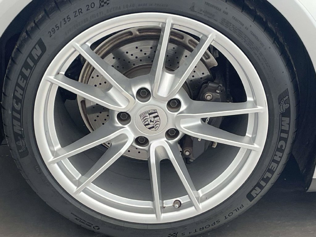 Certified 2024 Porsche 911 Carrera RWD image 13