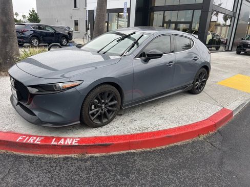Used 2022 MAZDA MAZDA3 s w/ Appearance Package image 2
