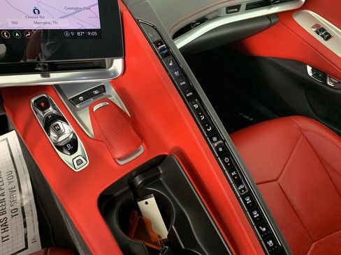 Used 2021 Chevrolet Corvette Stingray Preferred Cpe w/ Z51 Performance Package RWD image 29