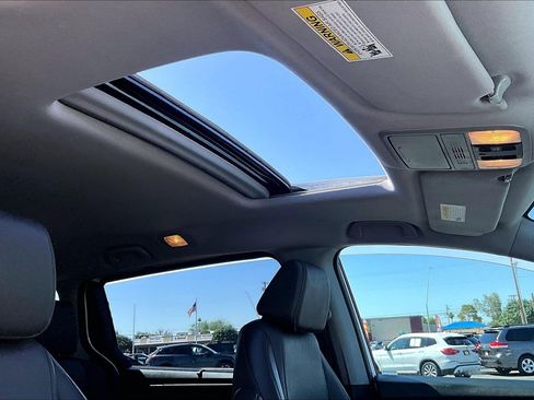 Used 2018 Honda Odyssey EX-L image 15
