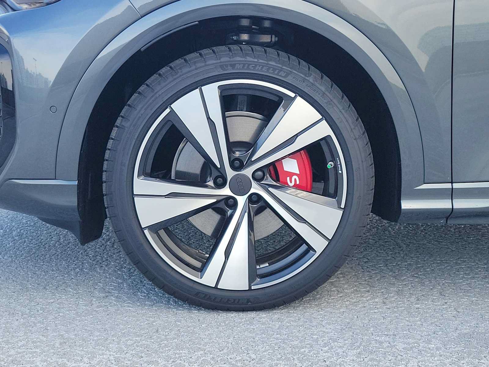 New 2026 Audi SQ5 Premium Plus AWD/4WD image 12