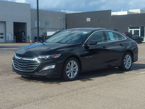 Used 2022 Chevrolet Malibu LT w/ Leather Package FWD image 7