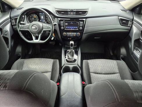 Used 2020 Nissan Rogue S w/ Special Edition Package FWD image 18