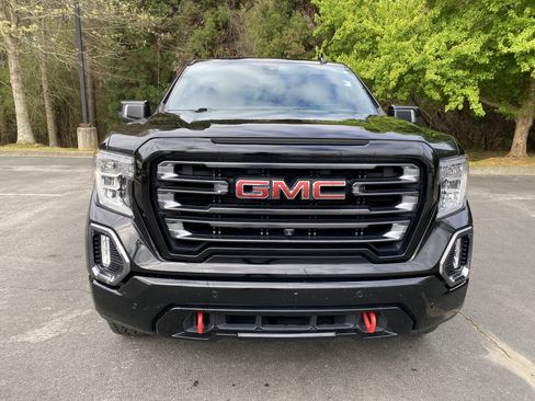 Used 2021 GMC Sierra 1500 AT4 w/ AT4 Premium Package image 3