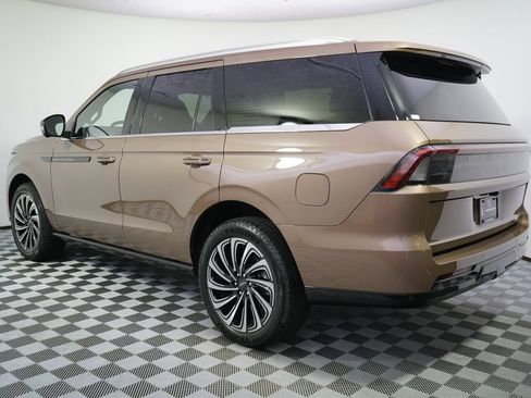Used 2026 Lincoln Navigator Black Label AWD/4WD image 3