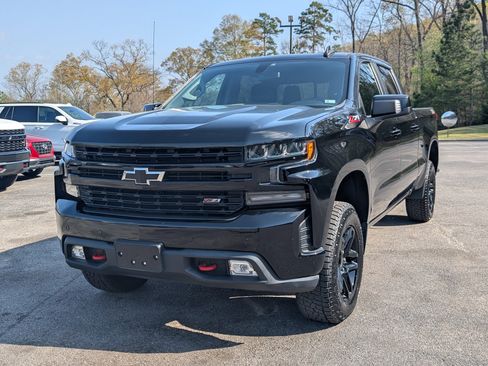 Used 2020 Chevrolet Silverado 1500 LT Trail Boss image 5