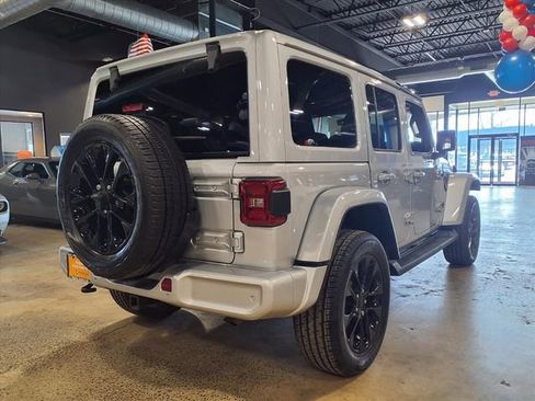 Used 2023 Jeep Wrangler Altitude image 8