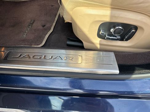 Used 2016 Jaguar XJ L Portfolio image 15