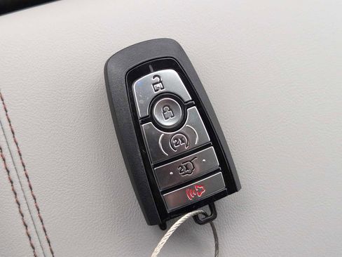 New 2026 Ford Explorer Active w/ Active Comfort Package RWD image 24
