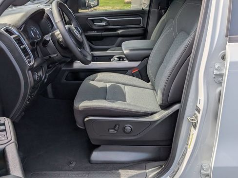 Used 2025 RAM 1500 Big Horn AWD/4WD image 10