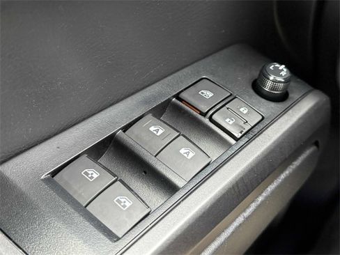 Used 2022 Toyota Tacoma TRD Sport image 14