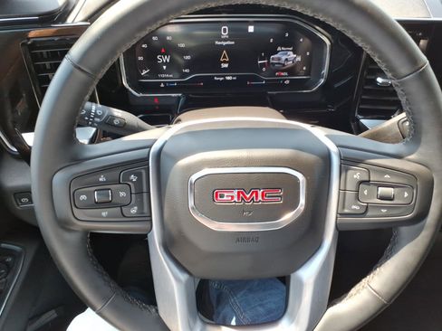 Used 2024 GMC Sierra 1500 SLT w/ X31 Off-Road Package image 26