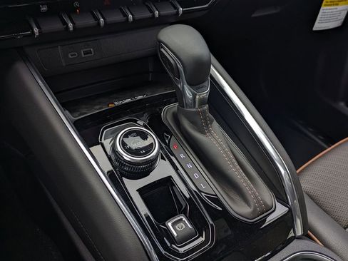 New 2026 GMC Canyon AT4 w/ Technology Plus Package image 24