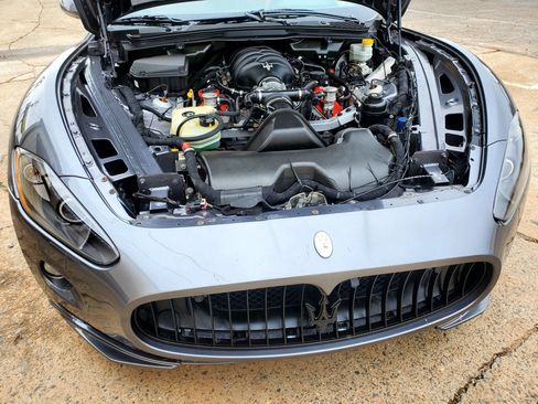 Used 2011 Maserati GranTurismo Convertible RWD image 60