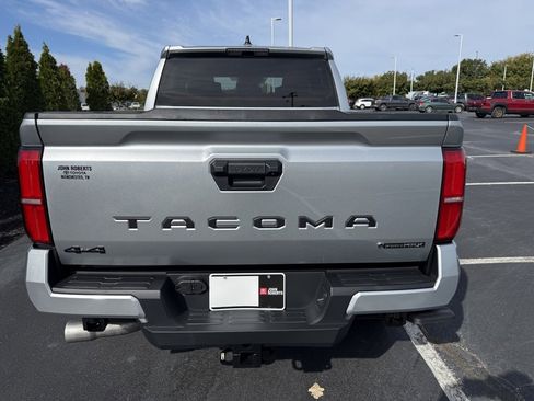 New 2025 Toyota Tacoma TRD Off-Road image 3