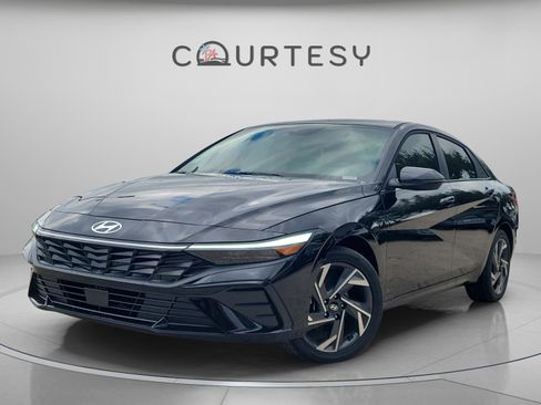 New 2026 Hyundai Elantra Limited image 1